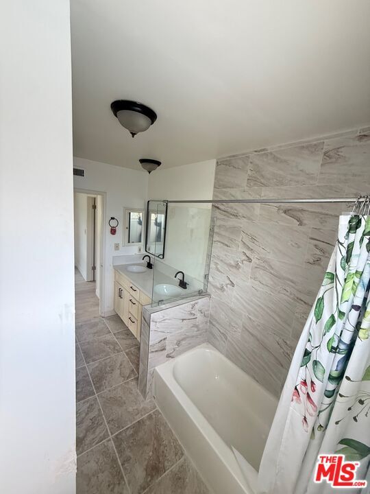 Photo - 8031 Melba Ave