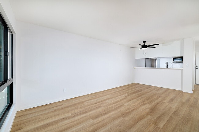 Living Room - Melrose Canyon