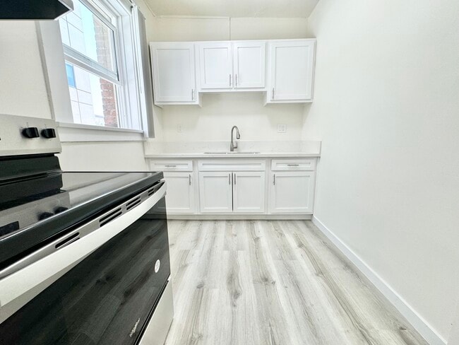 Photo - 341 S Alvarado St Apartment Unit 207