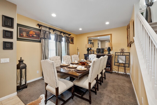 Photo - 42753 Della Pl