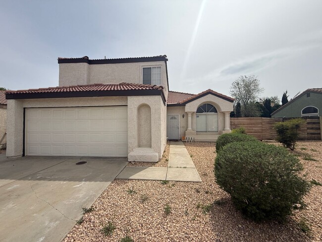 Building Photo - Lancaster 3 Bedroom + 3 Bathroom