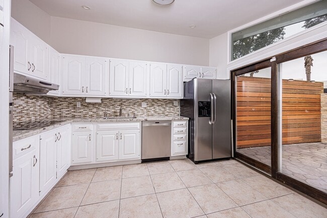 Photo - Upgraded Newport Beach Townhouse in Park Lido!