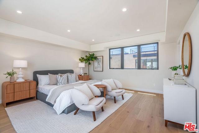 Photo - 11653 Missouri Ave