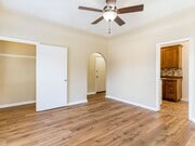 Photo - 1324 N Peterson Ave Unit 01