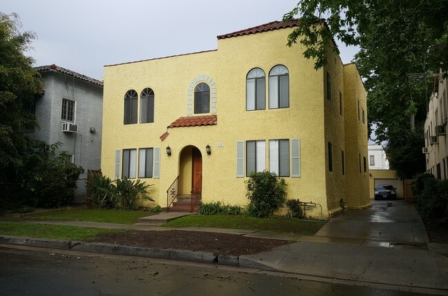 Building Photo - 420 N Spaulding Ave Unit 1