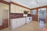 Photo - 9408 Cattaraugus Ave