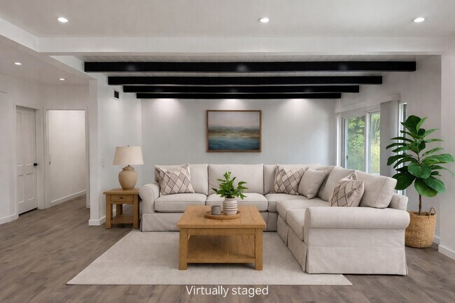 Photo - 2212 Linda Flora Dr