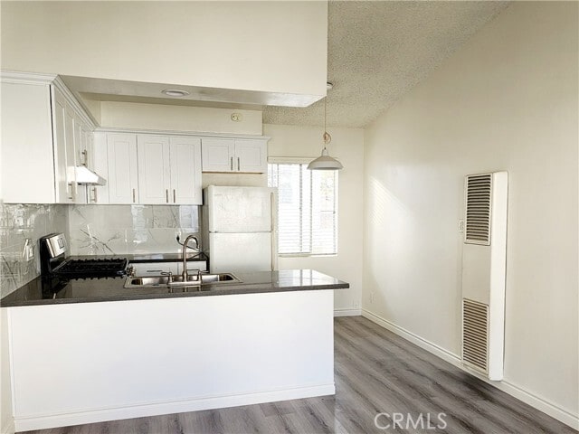 Photo - 208 N Catalina Ave