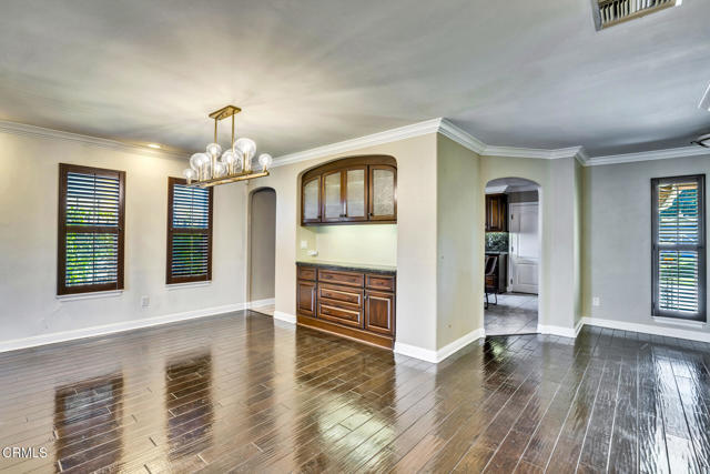 Photo - 23363 Erwin St