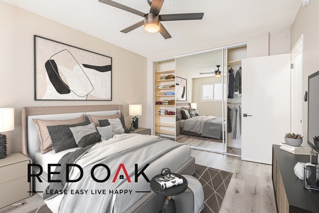 Photo - 929 N Genesee Ave Unit 4