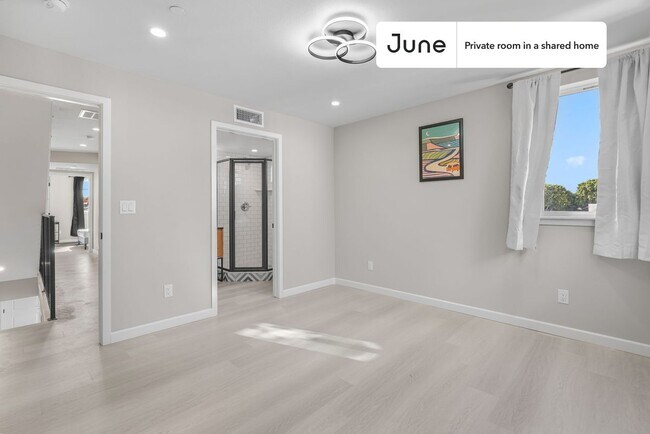 Photo - Room in Shared 5 bed/5 bath home Unit C