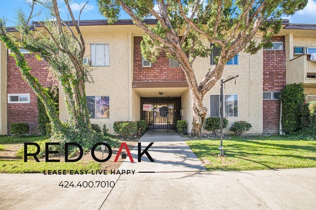 Photo - 8555 Independence Ave Unit 201