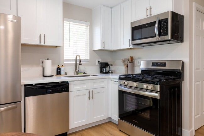 Photo - 9312 Galston Dr