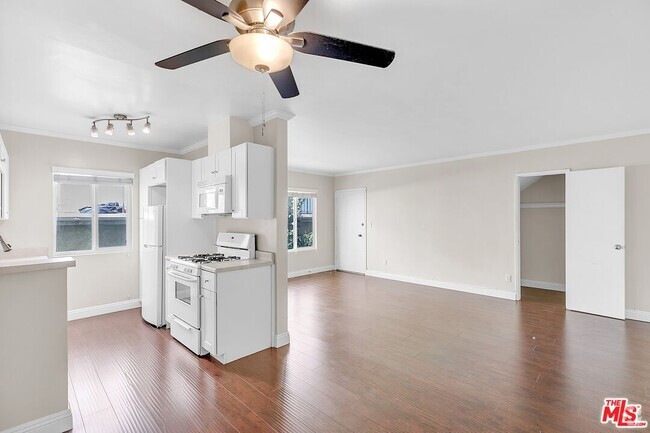 Building Photo - 12618 Venice Blvd. Unit 3 Rental