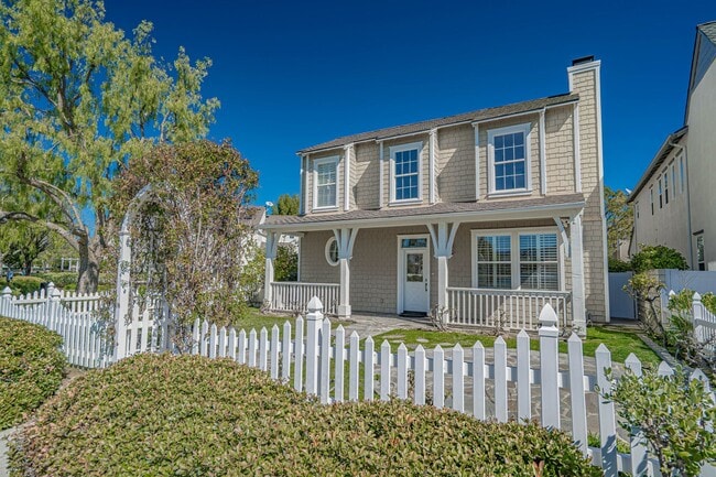 Building Photo - COMING SOON! Gorgeous Bridgeport 3-Bedroom Home for Rent in Valencia!