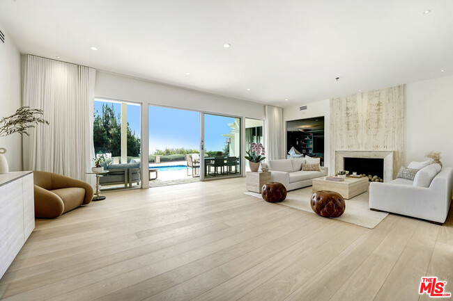 Photo - 10834 Savona Rd House