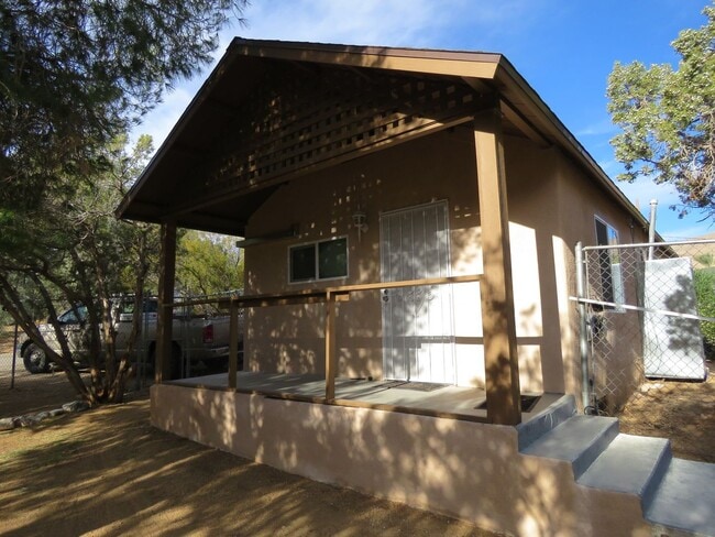 Building Photo - South End of Town In Morongo Rental