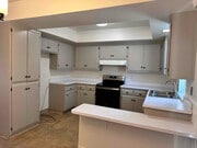 Photo - 210 S Illinois St Unit Apt 4