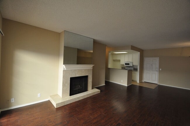 Photo - 11594 Moorpark St Unit 206