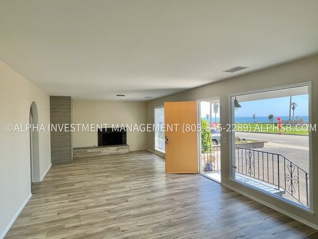 Building Photo - Charming 2-Bedroom Mesa Home with Ocean Vi...