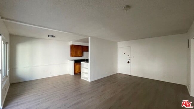 Photo - 832 S Gramercy Pl Unit #9