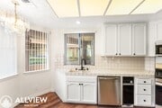 Photo - Beautiful Ground Level 2 Bedroom, 2 Bathro...
