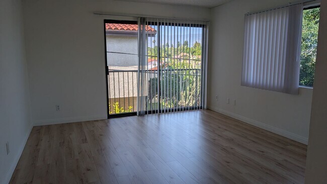 Photo - Cozy 3 bedroom Condo in the most demanded Alhambra neighborhood next to Costco Unit 6