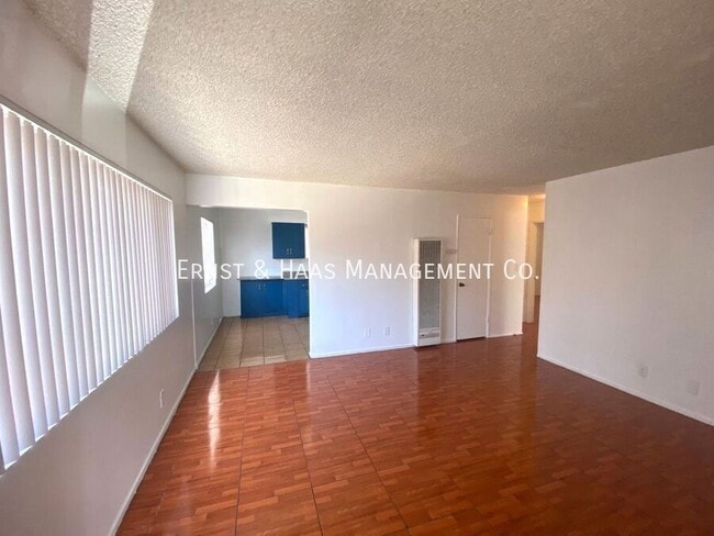 Photo - 193 E 50th St Unit #02