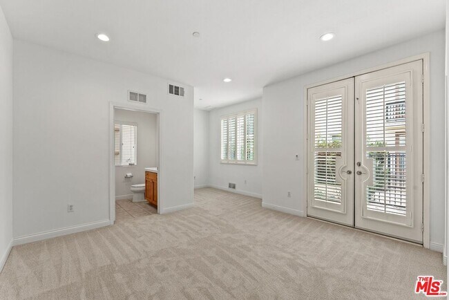 Photo - 5738 S Celedon Creek