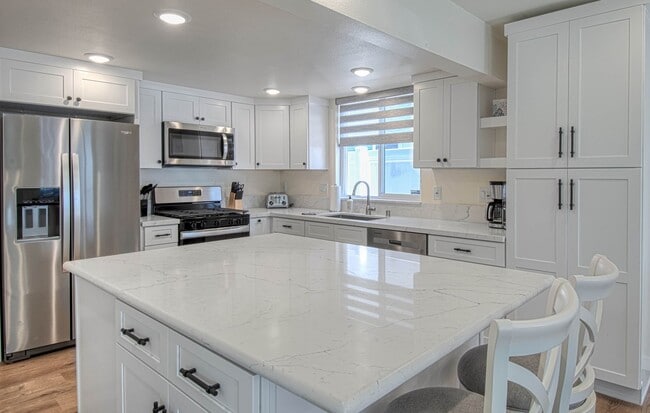 Photo - 5008 Seashore Dr Unit A
