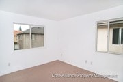 Photo - 9435 Noble Ave
