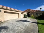 Photo - 78270 Calico Glen Dr House