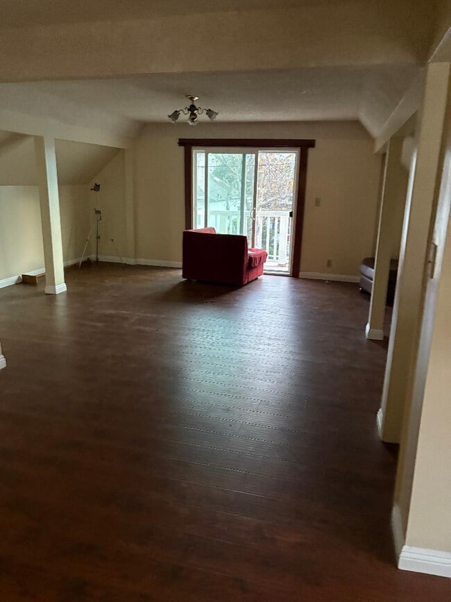Photo - 1377 1/2 W 23rd St Unit 1377