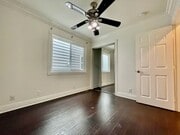 Photo - 203 30th St Apartments