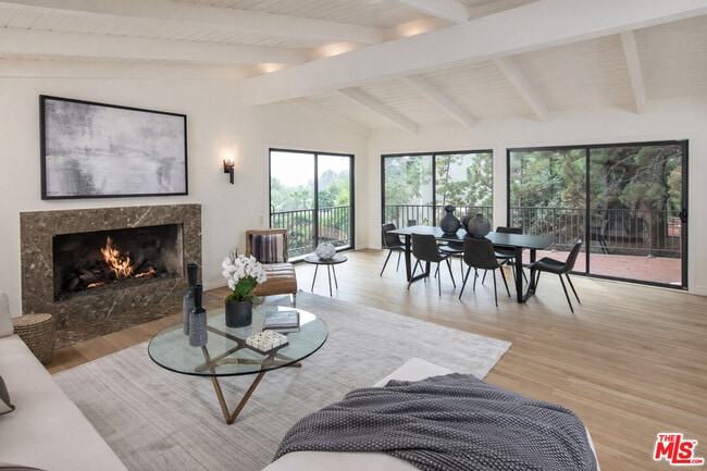 Photo - 9305 Beverlycrest Dr