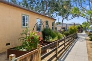 Photo - 10963 Lindblade St