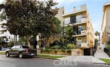 Building Photo - 1421 Midvale Ave Unit 201