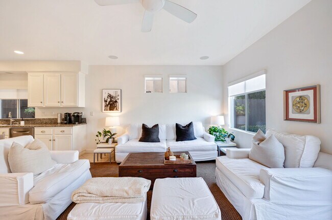 Photo - 423-411 11th St