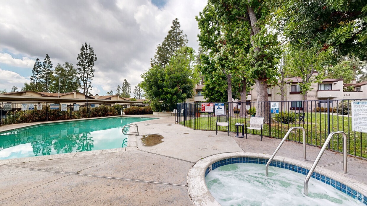 3D Tour - Summer Breeze Apartments