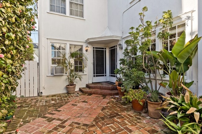 front door - 439 S Palm Dr Unit 441 1.2