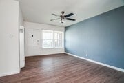 Photo - 5358 S Harcourt Ave Unit 5358