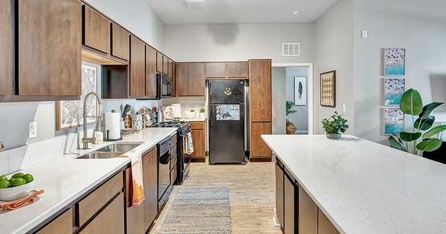 Photo - Iconic on Alvarado - Lease by the Bed