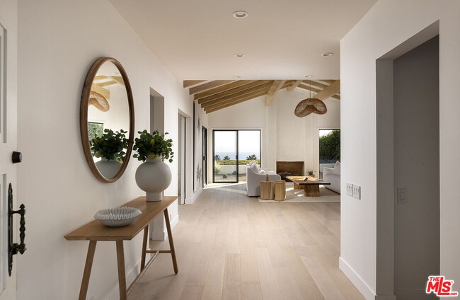 Photo - 20374 Seaboard Rd