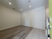 Photo - 400 Transport