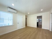 Photo - 411 W Windsor Rd Unit B