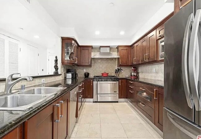 Photo - 1621 Barry Ave Unit West LA- condo for rent