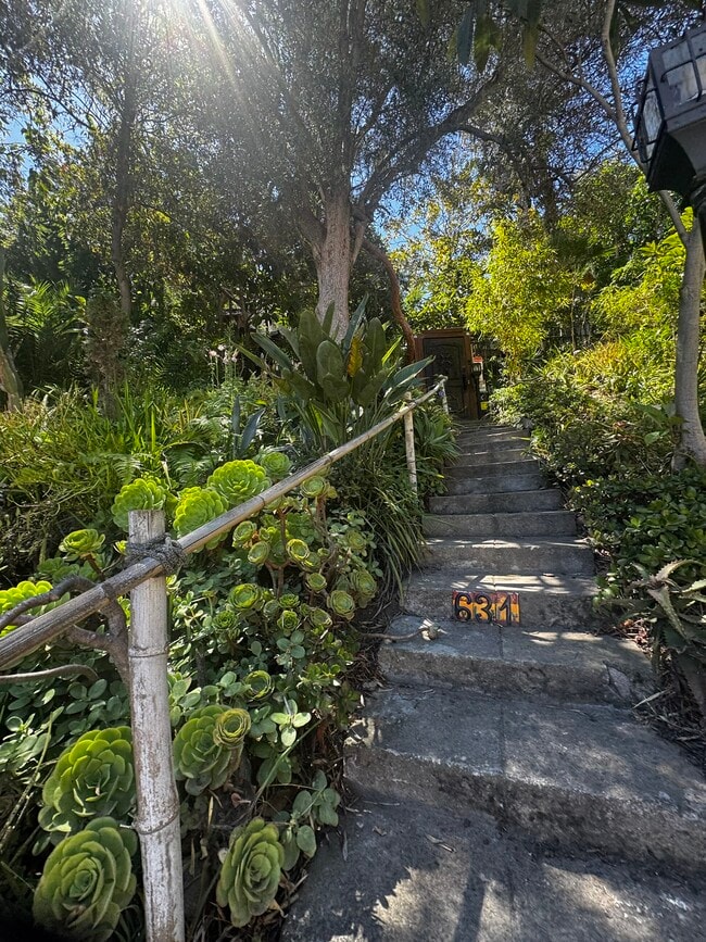 Photo - 631 W Pennsylvania Ave