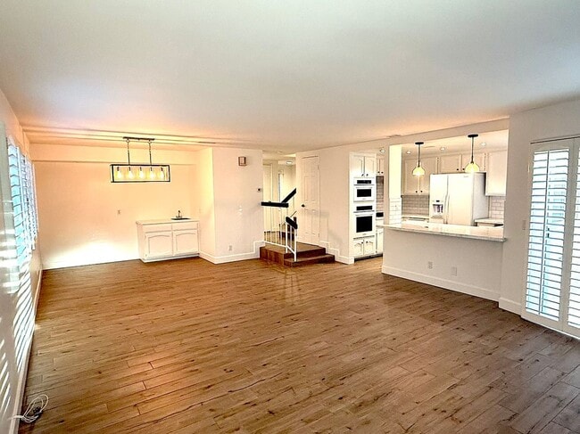 Photo - 2805 Unicornio St