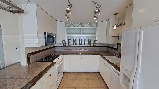 Photo - Lovely 2 Bd 1.5Ba Condo in Costa Mesa With Spacious Deck