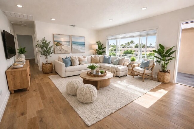 Photo - 820 Geneva Ave Unit B